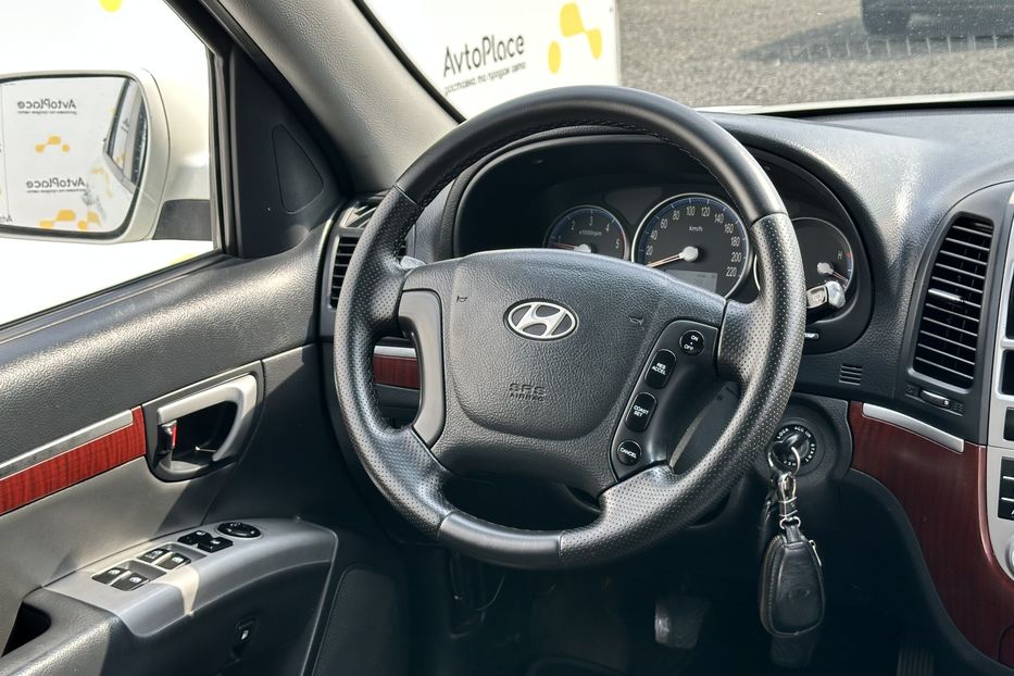 Продам Hyundai Santa FE 2008 года в Луцке