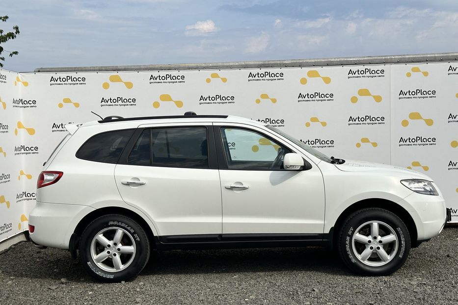 Продам Hyundai Santa FE 2008 года в Луцке