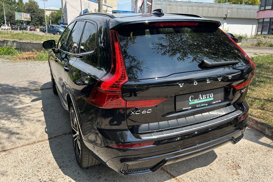 Продам Volvo XC60 2022 года в Черновцах