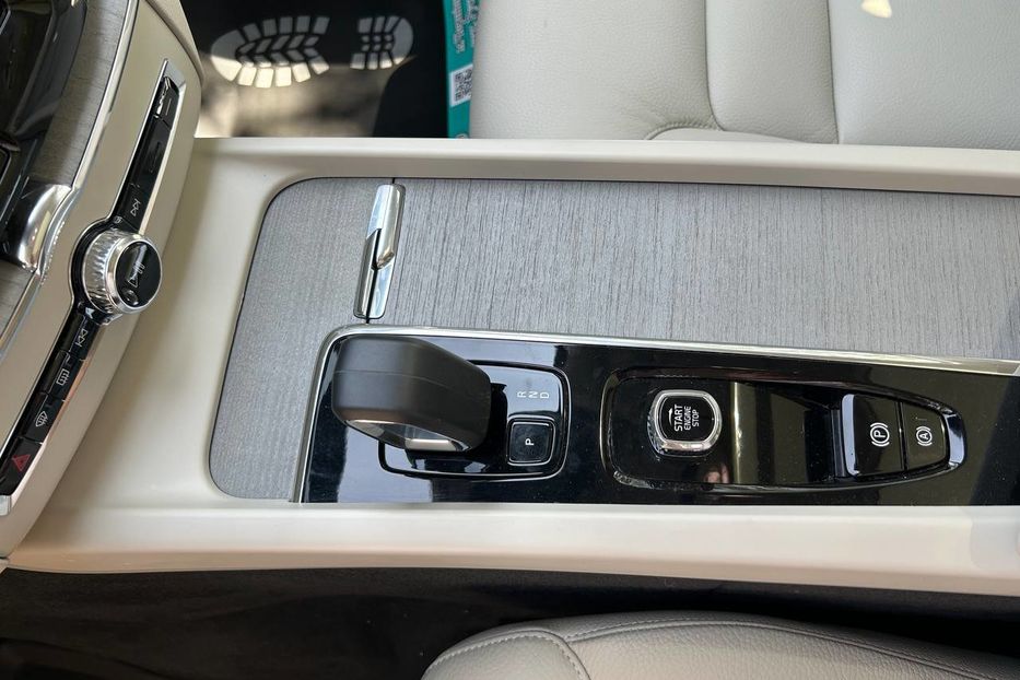 Продам Volvo XC60 2022 года в Черновцах