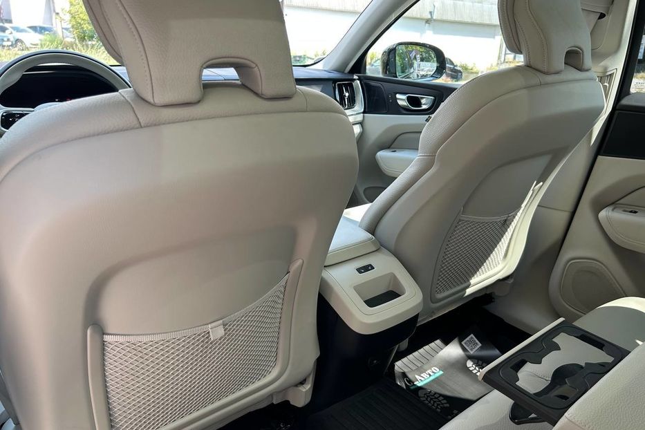 Продам Volvo XC60 2022 года в Черновцах