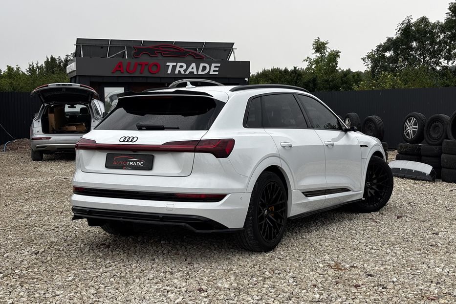 Продам Audi E-Tron S-line  2020 года в Львове