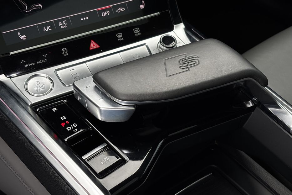 Продам Audi E-Tron S-line  2020 года в Львове