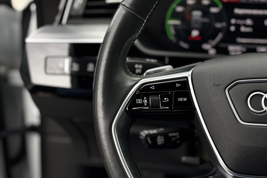 Продам Audi E-Tron S-line  2020 года в Львове