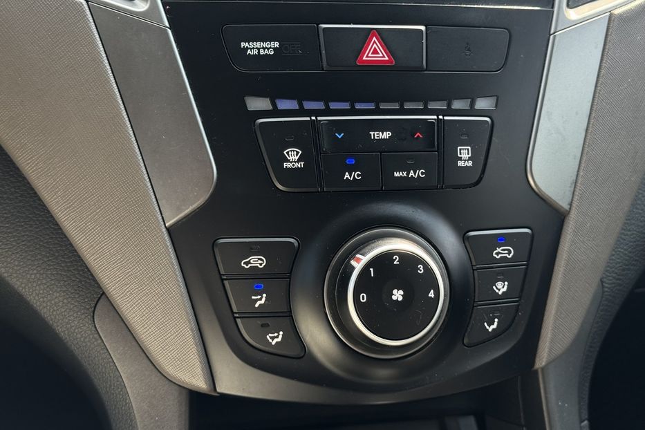 Продам Hyundai Santa FE COMIS 2017 года в г. Умань, Черкасская область