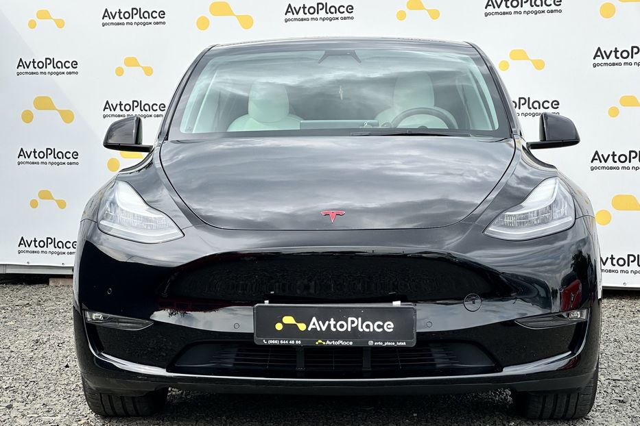 Продам Tesla Model Y 82 квт  2021 года в Луцке