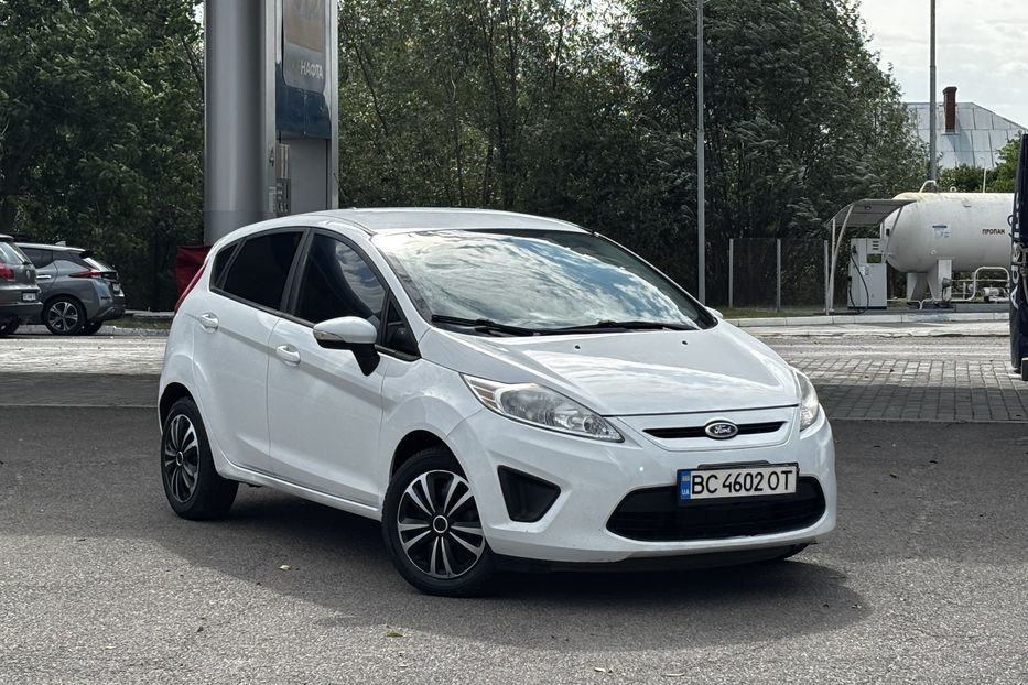 Продам Ford Fiesta SE 2013 года в Львове