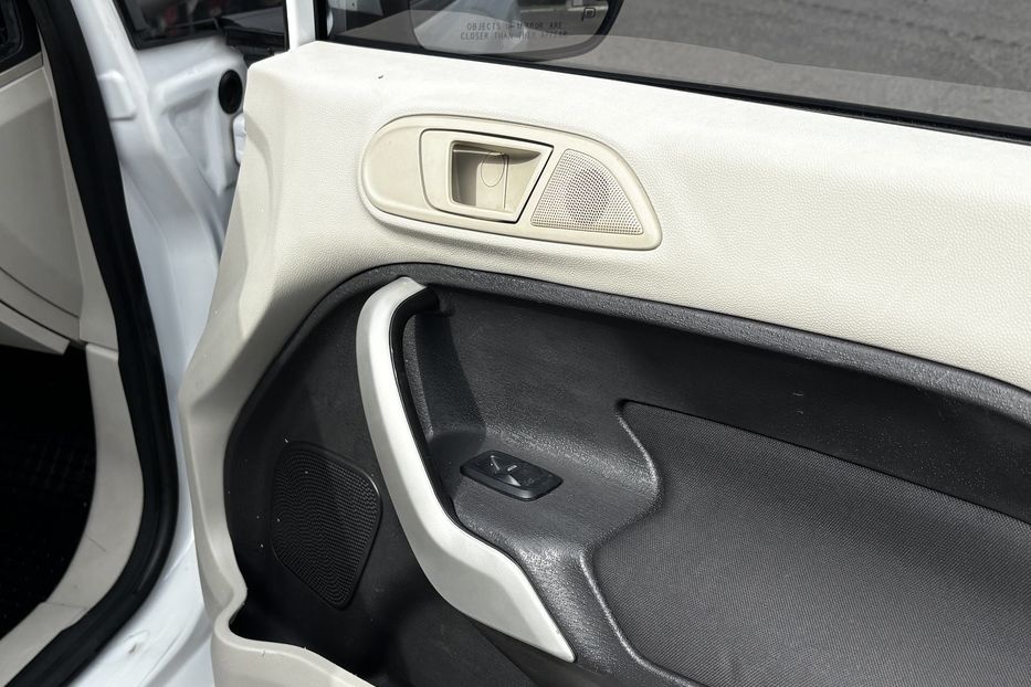 Продам Ford Fiesta SE 2013 года в Львове