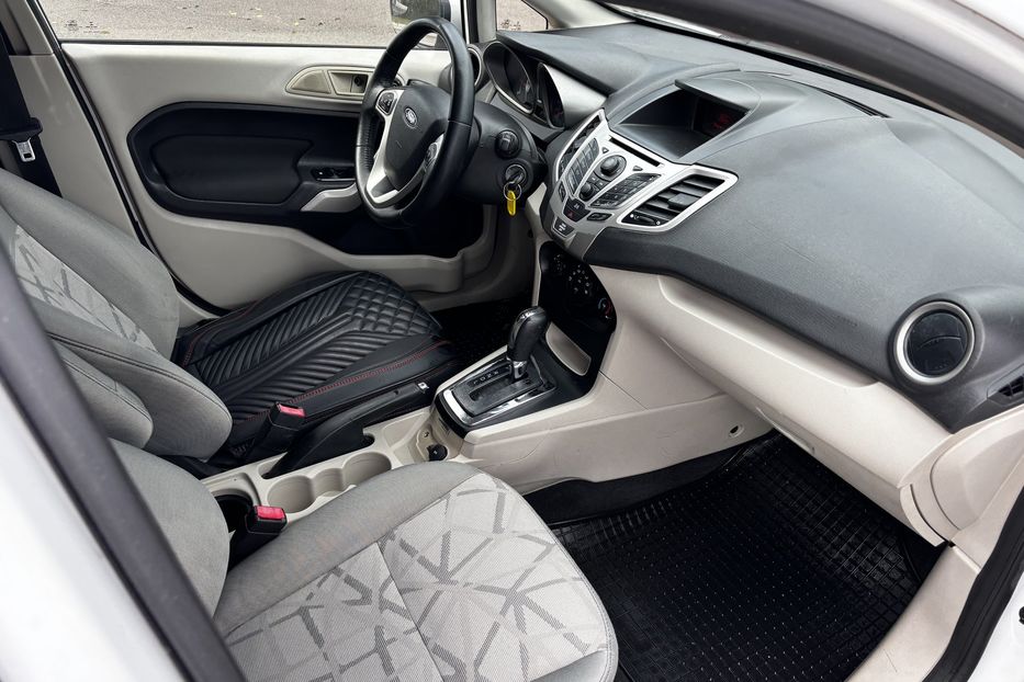 Продам Ford Fiesta SE 2013 года в Львове