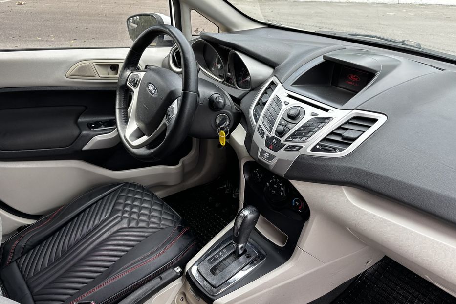 Продам Ford Fiesta SE 2013 года в Львове