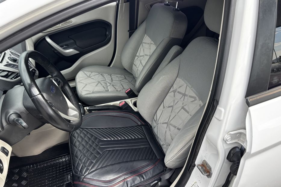 Продам Ford Fiesta SE 2013 года в Львове