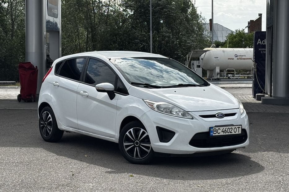 Продам Ford Fiesta SE 2013 года в Львове