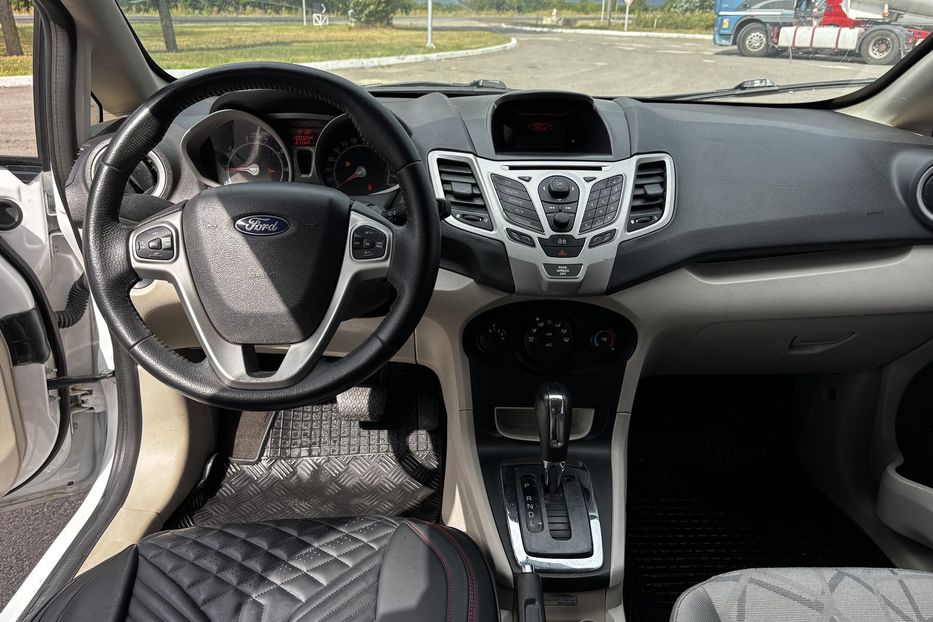 Продам Ford Fiesta SE 2013 года в Львове