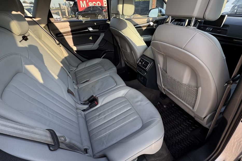 Продам Audi Q5 Premium Plus  4393 2018 года в Львове