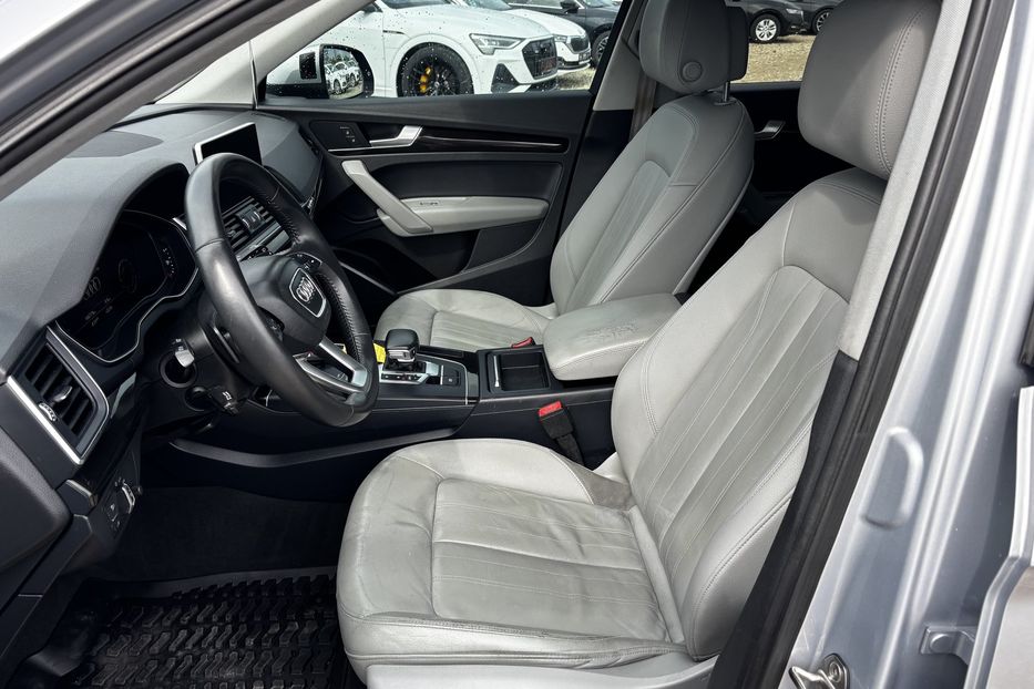 Продам Audi Q5 Premium Plus  4393 2018 года в Львове