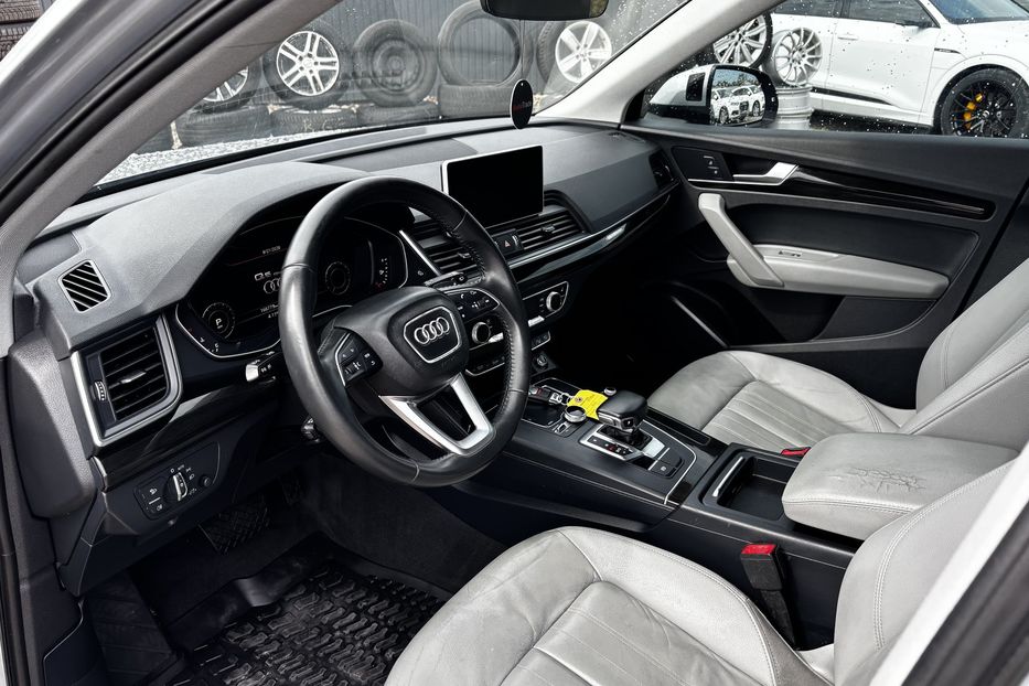 Продам Audi Q5 Premium Plus  4393 2018 года в Львове