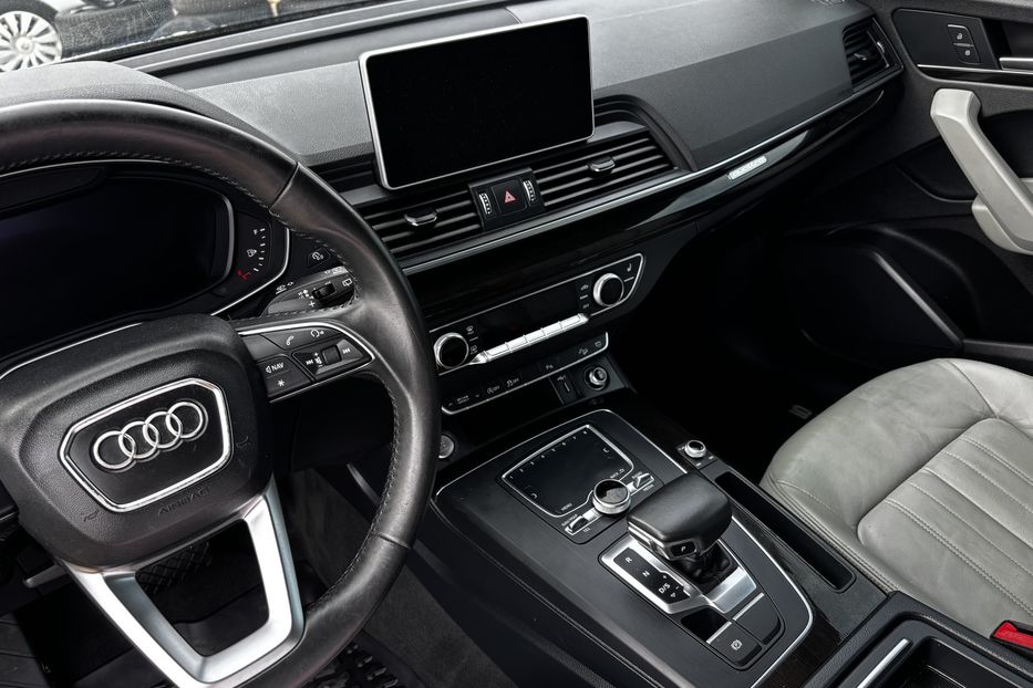 Продам Audi Q5 Premium Plus  4393 2018 года в Львове