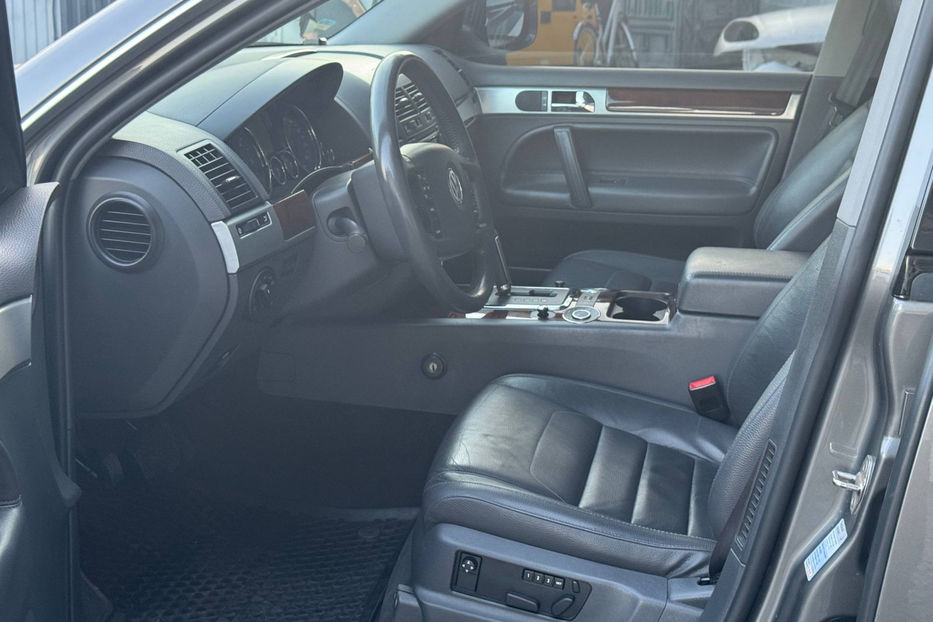 Продам Volkswagen Touareg 3.0 TDI AT (225 к.с.) 4Motion 2008 года в Киеве