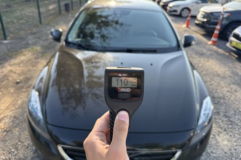 Продам Volvo V40 COMIS  2013 года в г. Умань, Черкасская область