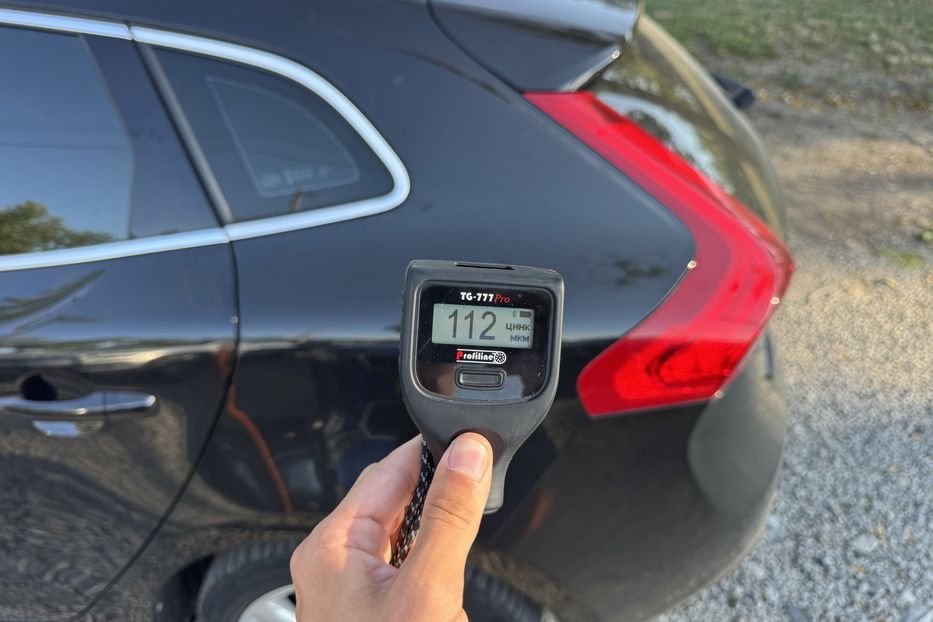 Продам Volvo V40 COMIS  2013 года в г. Умань, Черкасская область