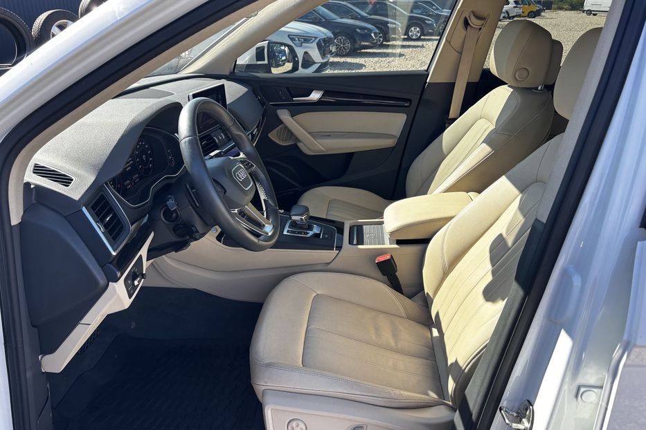 Продам Audi Q5  Premium Plus 9983 2019 года в Львове