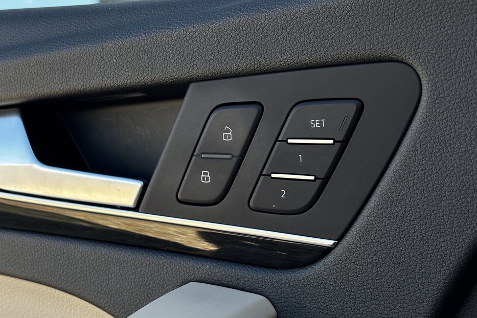 Продам Audi Q5  Premium Plus 9983 2019 года в Львове