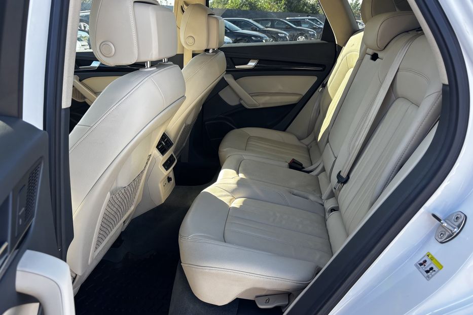Продам Audi Q5  Premium Plus 9983 2019 года в Львове