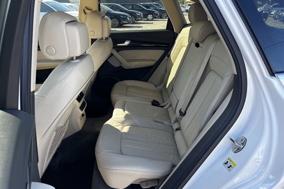 Продам Audi Q5  Premium Plus 9983 2019 года в Львове