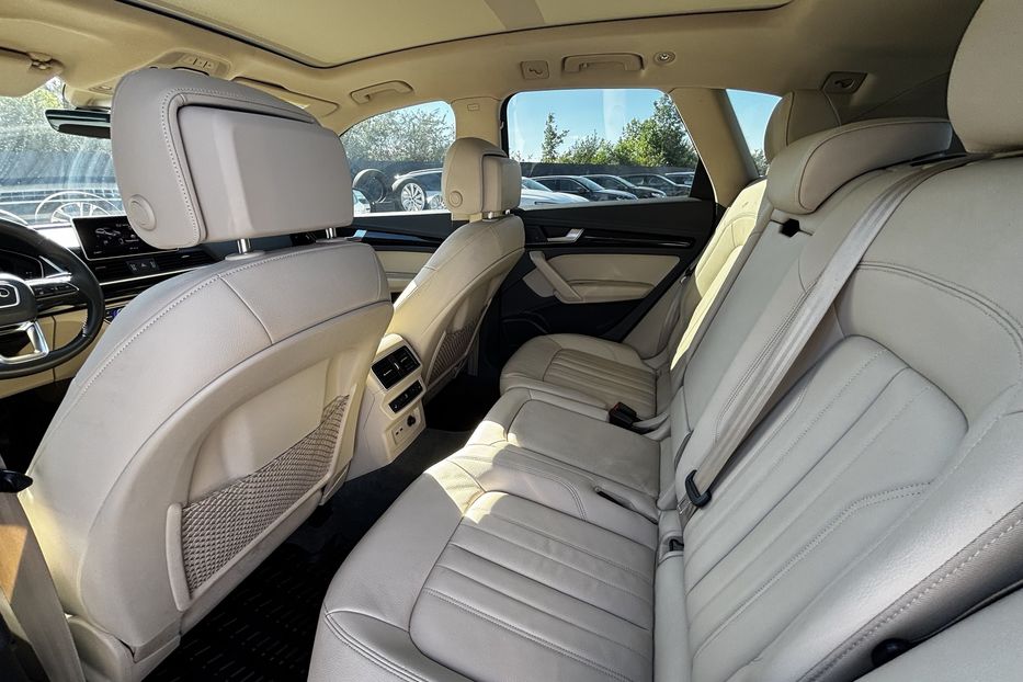 Продам Audi Q5  Premium Plus 9983 2019 года в Львове