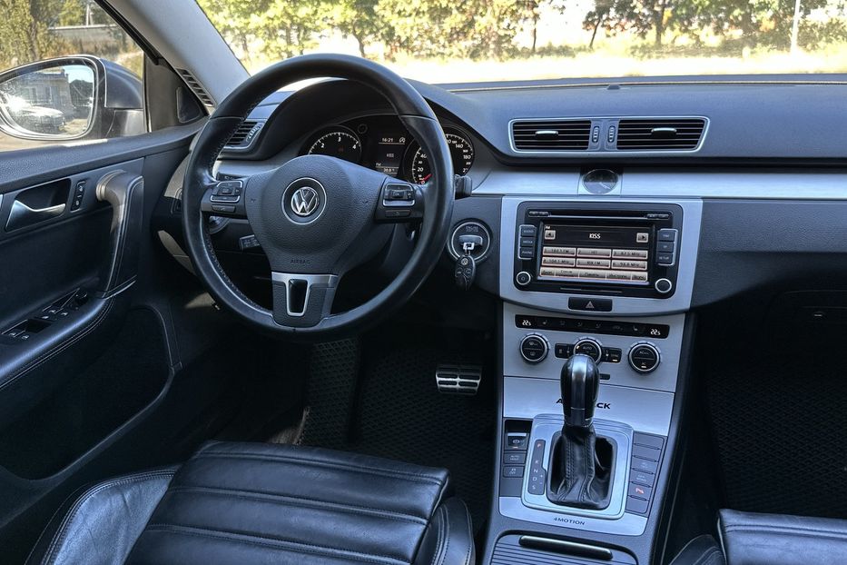 Продам Volkswagen Passat Alltrack Full + Vebasto 2012 года в Николаеве