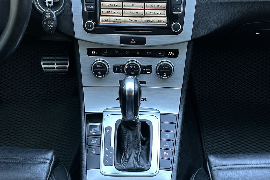Продам Volkswagen Passat Alltrack Full + Vebasto 2012 года в Николаеве