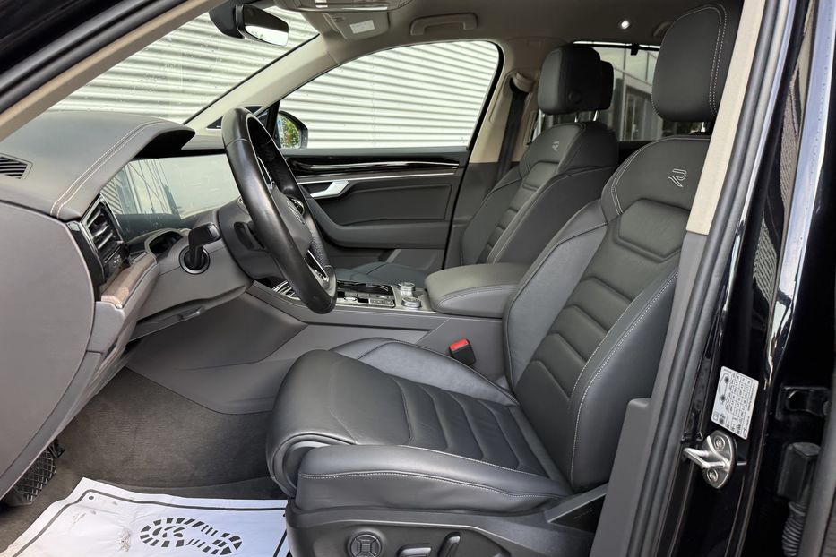 Продам Volkswagen Touareg R-line 2021 года в Ровно