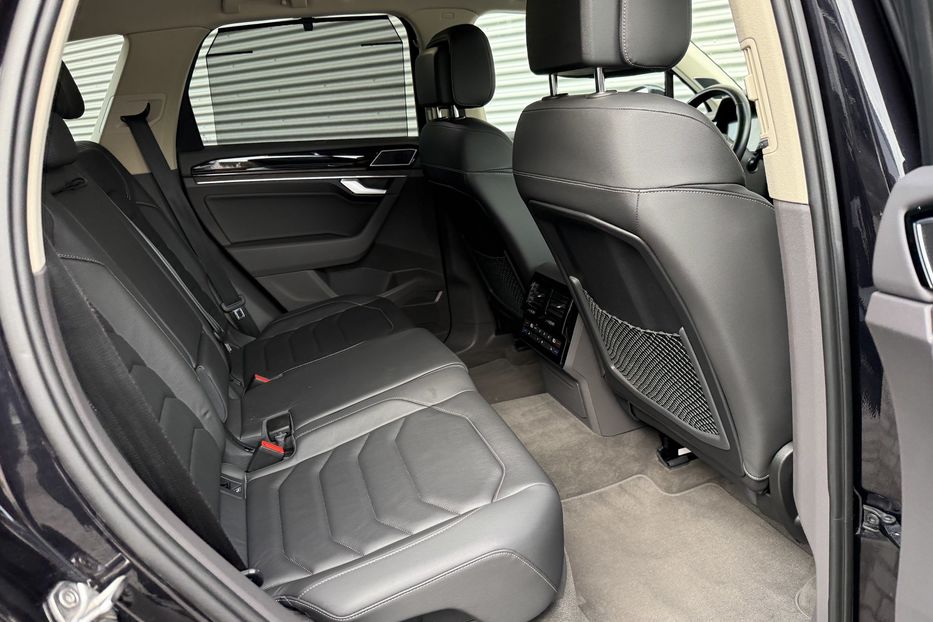 Продам Volkswagen Touareg R-line 2021 года в Ровно