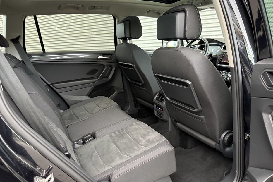 Продам Volkswagen Tiguan Allspace авто в Рівному 2021 года в Ровно