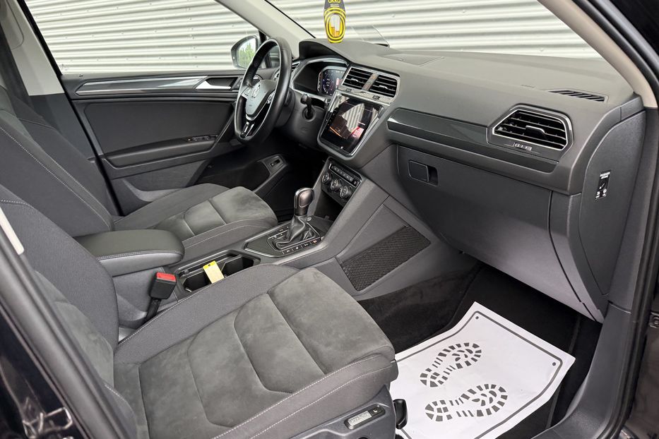 Продам Volkswagen Tiguan Allspace авто в Рівному 2021 года в Ровно