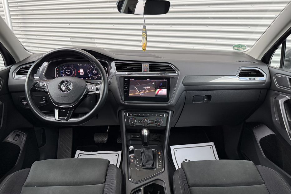 Продам Volkswagen Tiguan Allspace авто в Рівному 2021 года в Ровно