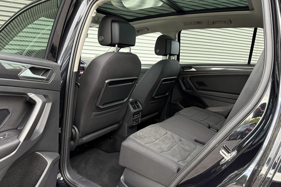 Продам Volkswagen Tiguan Allspace авто в Рівному 2021 года в Ровно