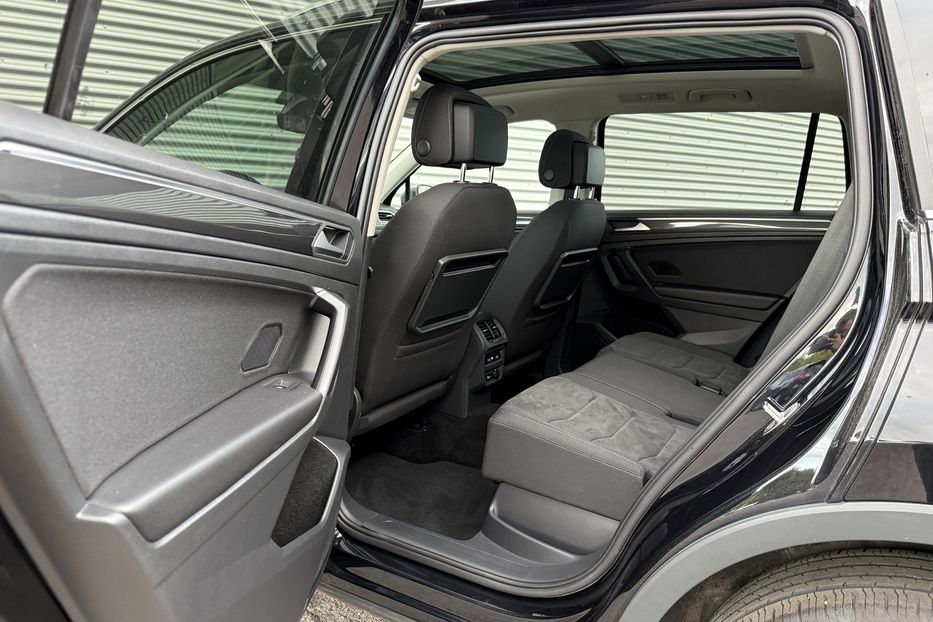 Продам Volkswagen Tiguan Allspace авто в Рівному 2021 года в Ровно