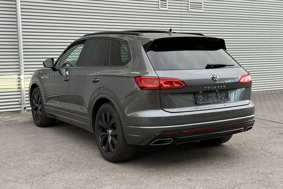 Продам Volkswagen Touareg R-line авто в Рівному 2021 года в Ровно