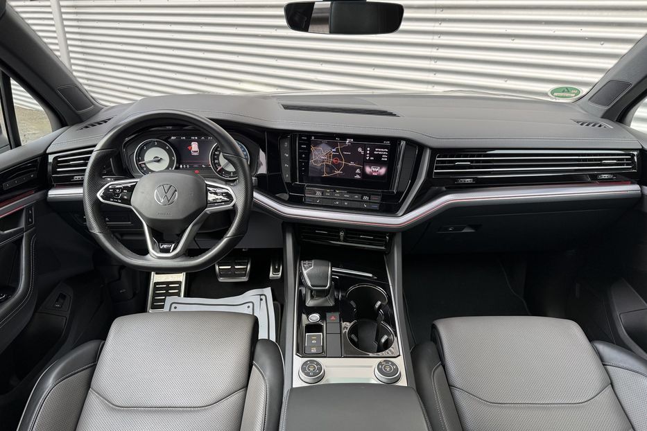 Продам Volkswagen Touareg R-line авто в Рівному 2021 года в Ровно