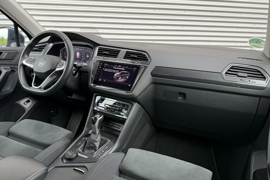 Продам Volkswagen Tiguan Elegance авто в Рівному 2021 года в Ровно