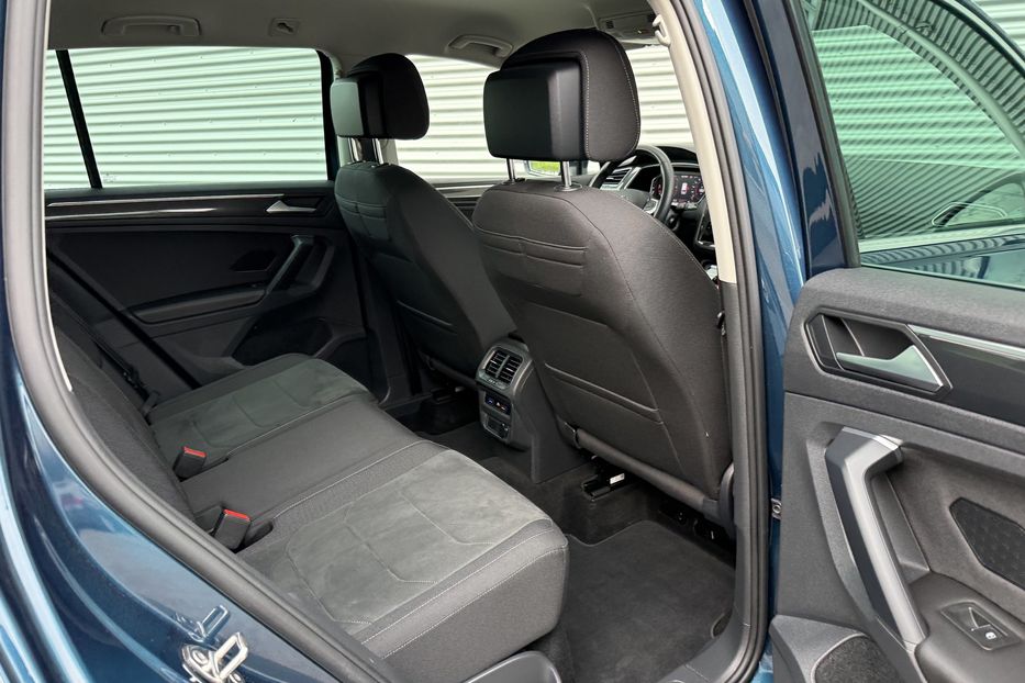 Продам Volkswagen Tiguan Elegance авто в Рівному 2021 года в Ровно