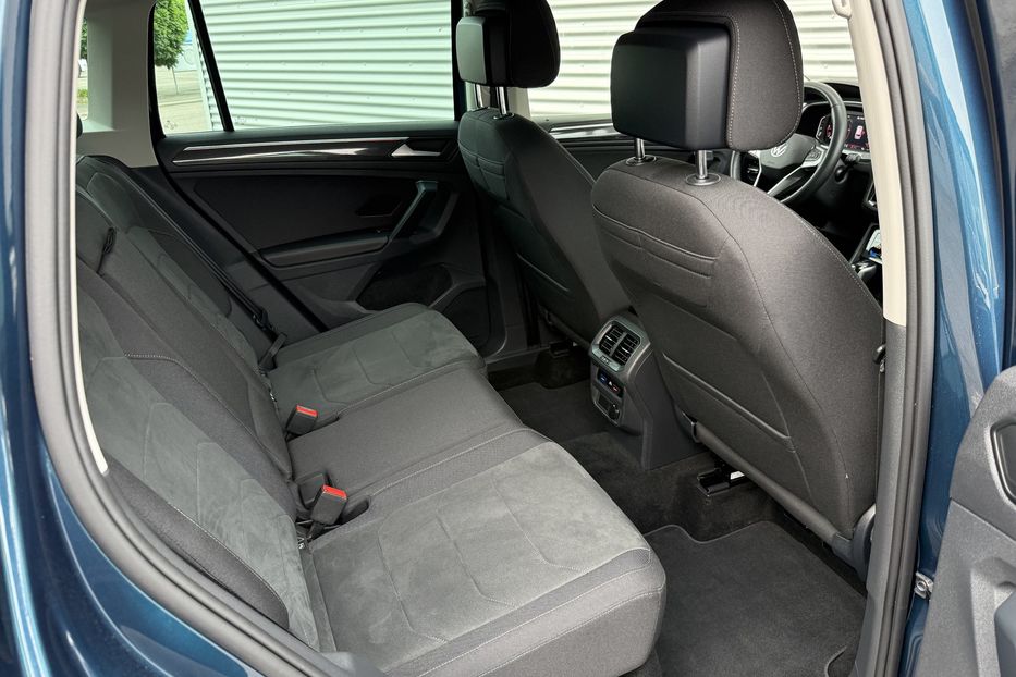 Продам Volkswagen Tiguan Elegance авто в Рівному 2021 года в Ровно