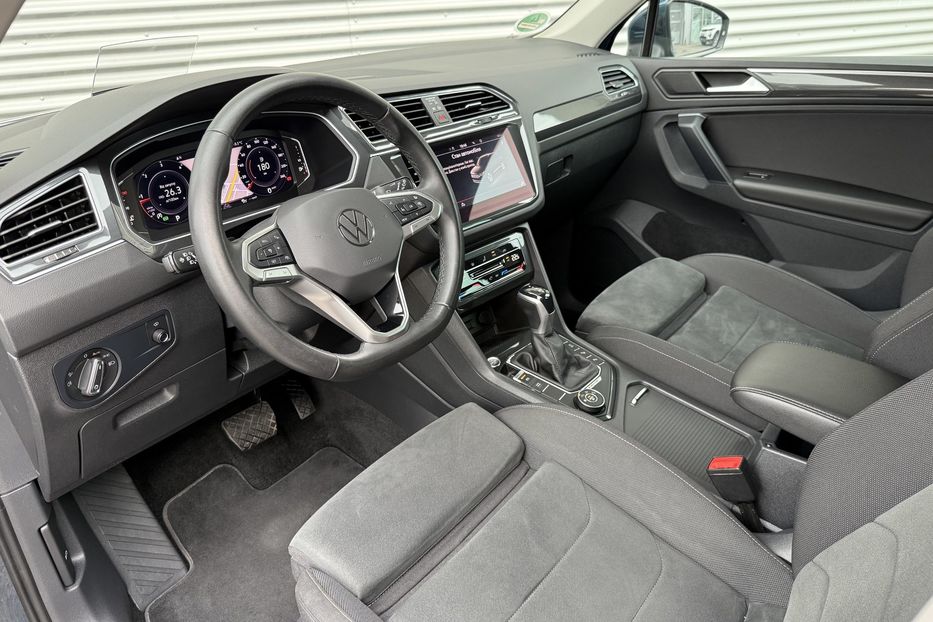 Продам Volkswagen Tiguan Elegance авто в Рівному 2021 года в Ровно