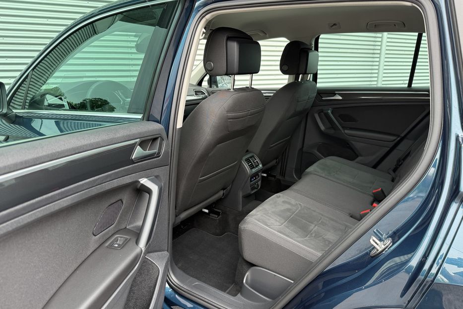 Продам Volkswagen Tiguan Elegance авто в Рівному 2021 года в Ровно