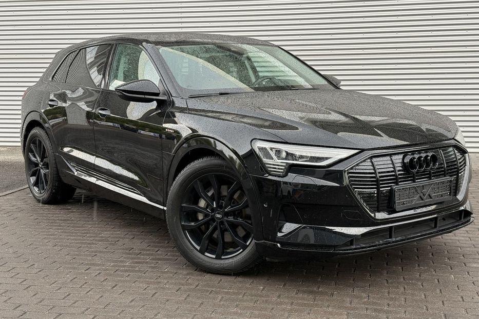 Продам Audi E-Tron 55 95kwt 21p 2020 года в Ровно