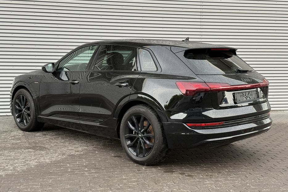 Продам Audi E-Tron 55 95kwt 21p 2020 года в Ровно