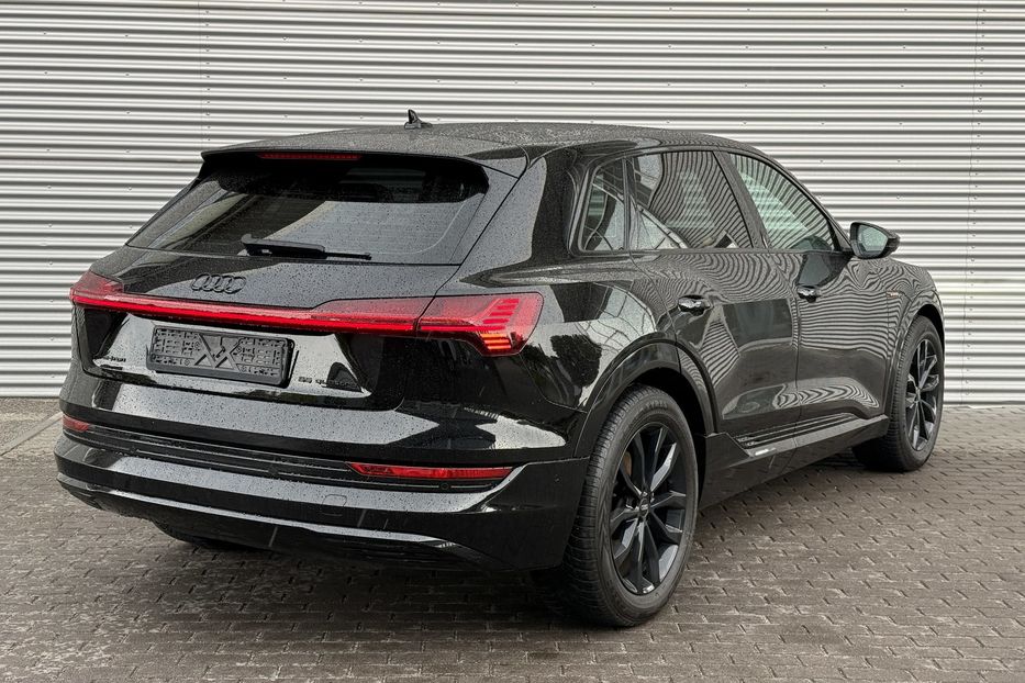 Продам Audi E-Tron 55 95kwt 21p 2020 года в Ровно