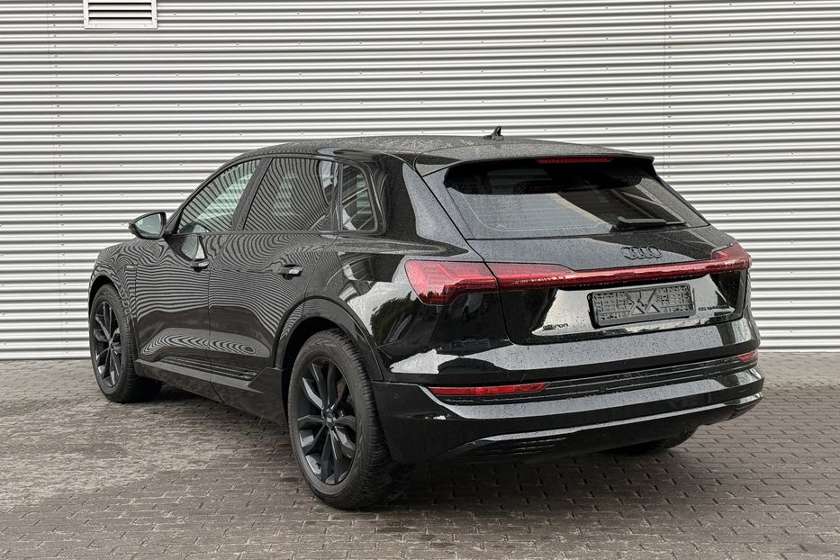 Продам Audi E-Tron 55 95kwt 21p 2020 года в Ровно