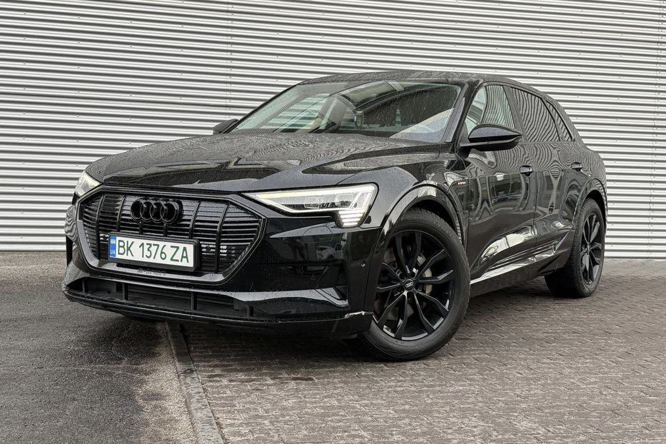 Продам Audi E-Tron 55 95kwt 21p 2020 года в Ровно